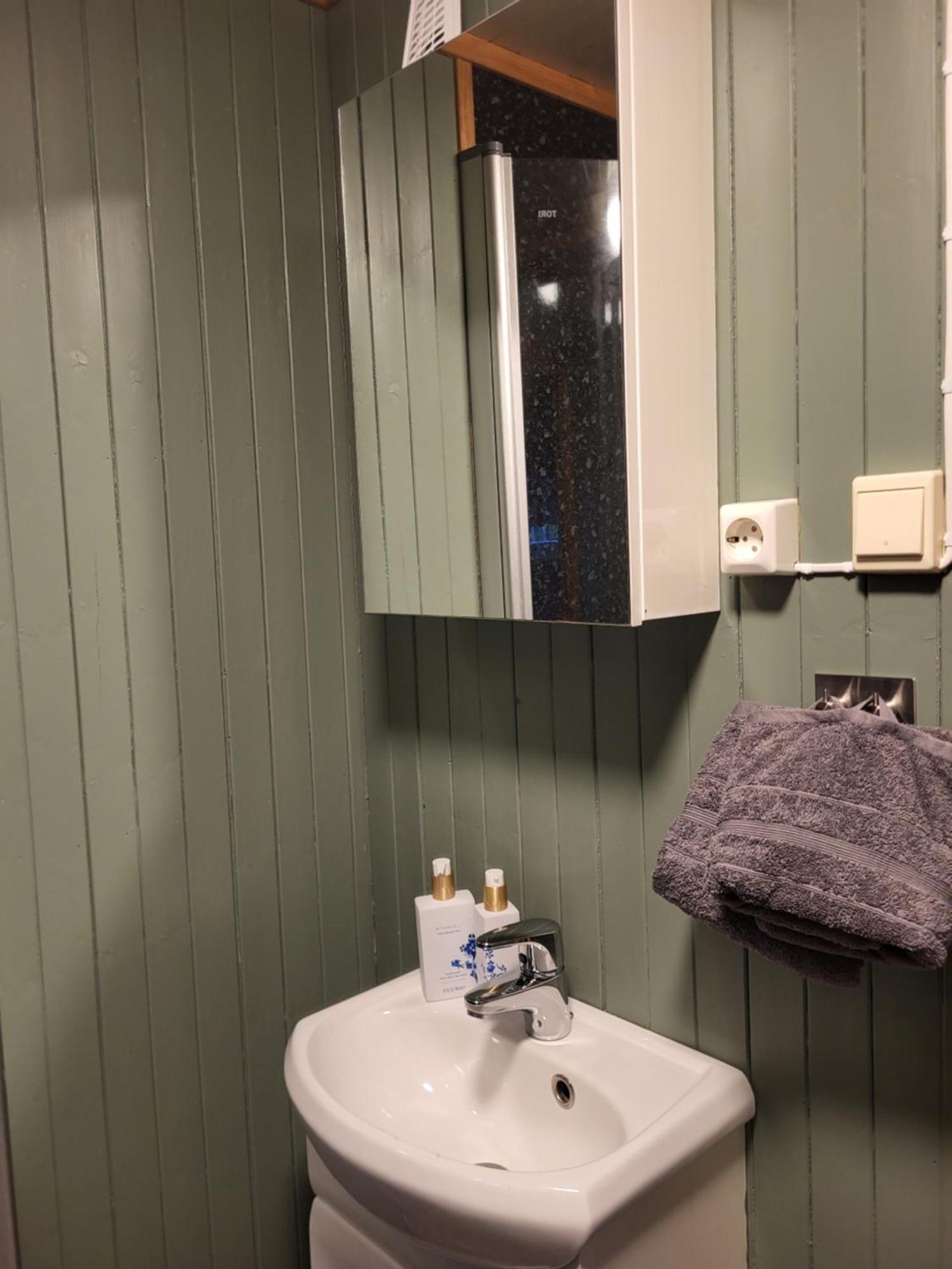 Koselig Studioleilighet I Svolvaer - Lofoten Ved Svolvaergeita, Djevelporten Esterno foto